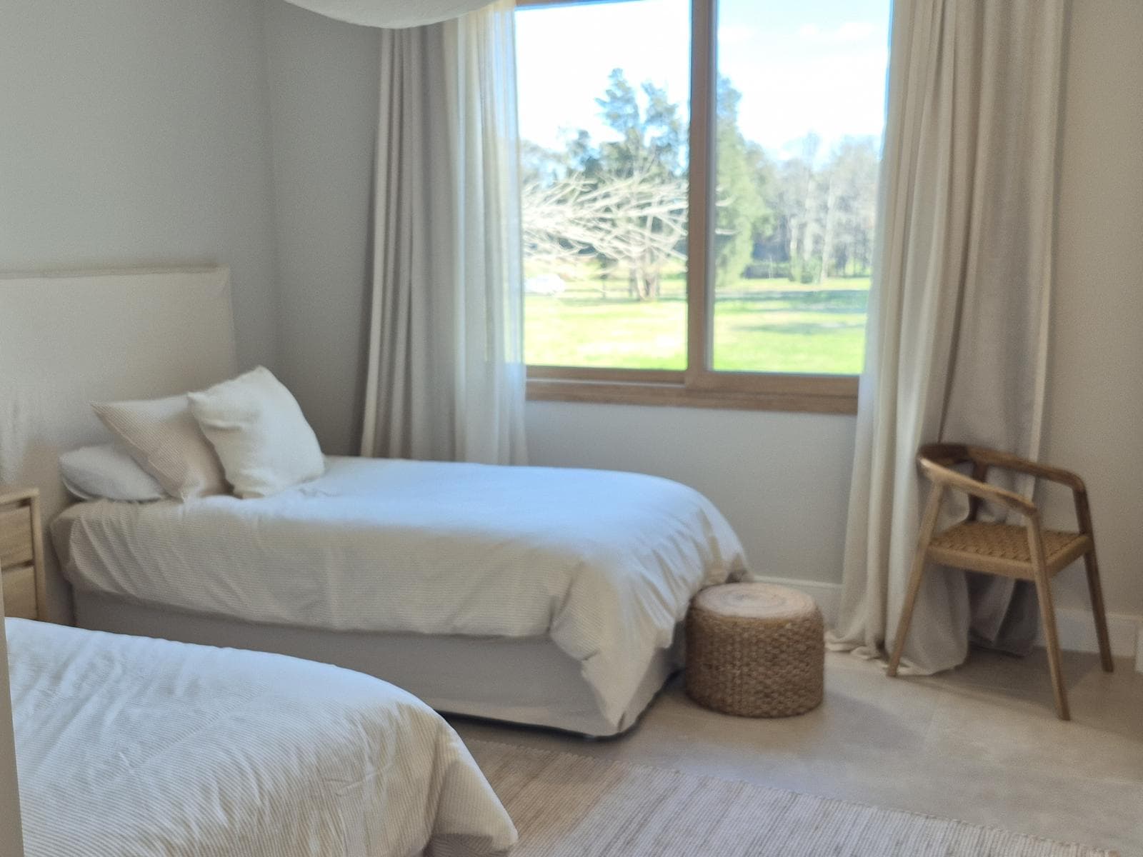 House by the Lagoon for Rent