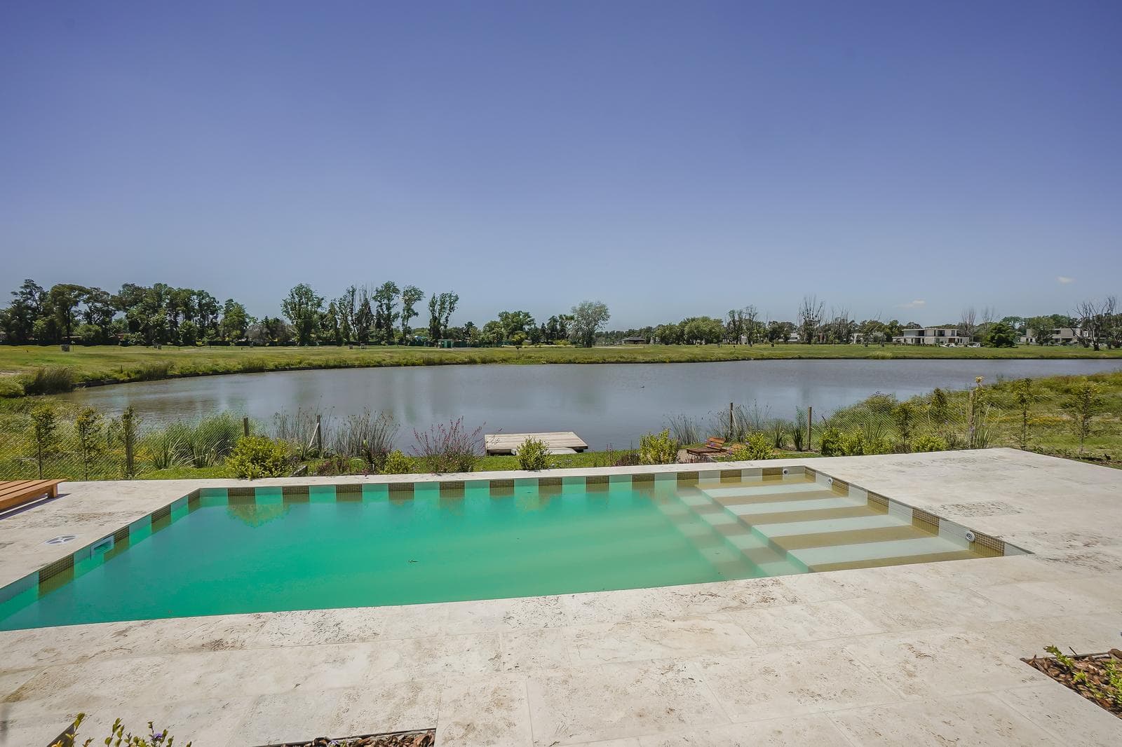 House by the Lagoon for Rent