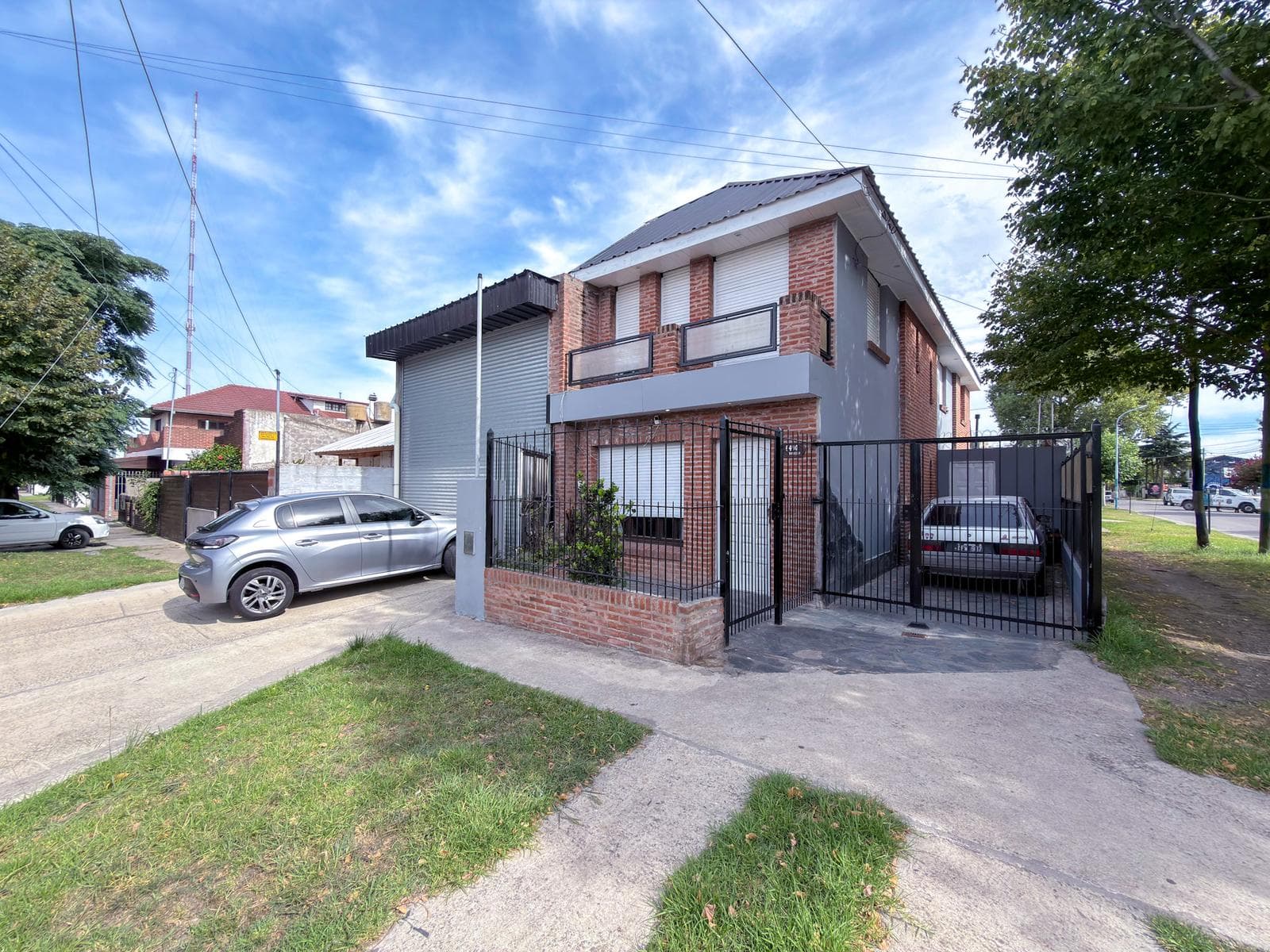For Sale - 4-Room House with Shed - Las Lilas Area