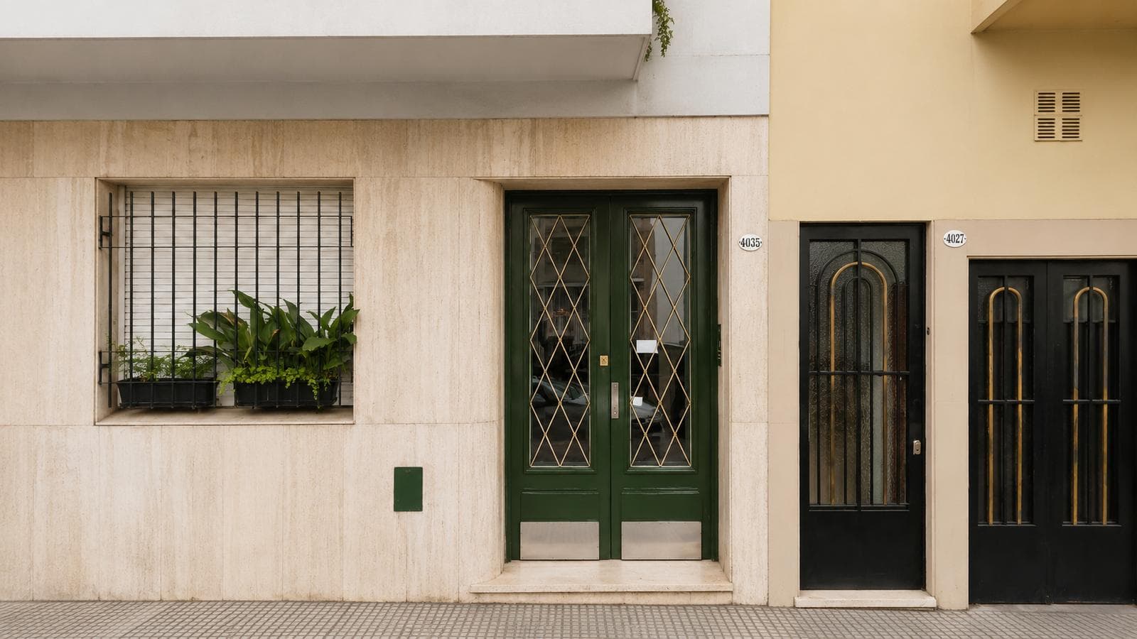 TWO-ROOM APARTMENT FOR SALE - PATIOS