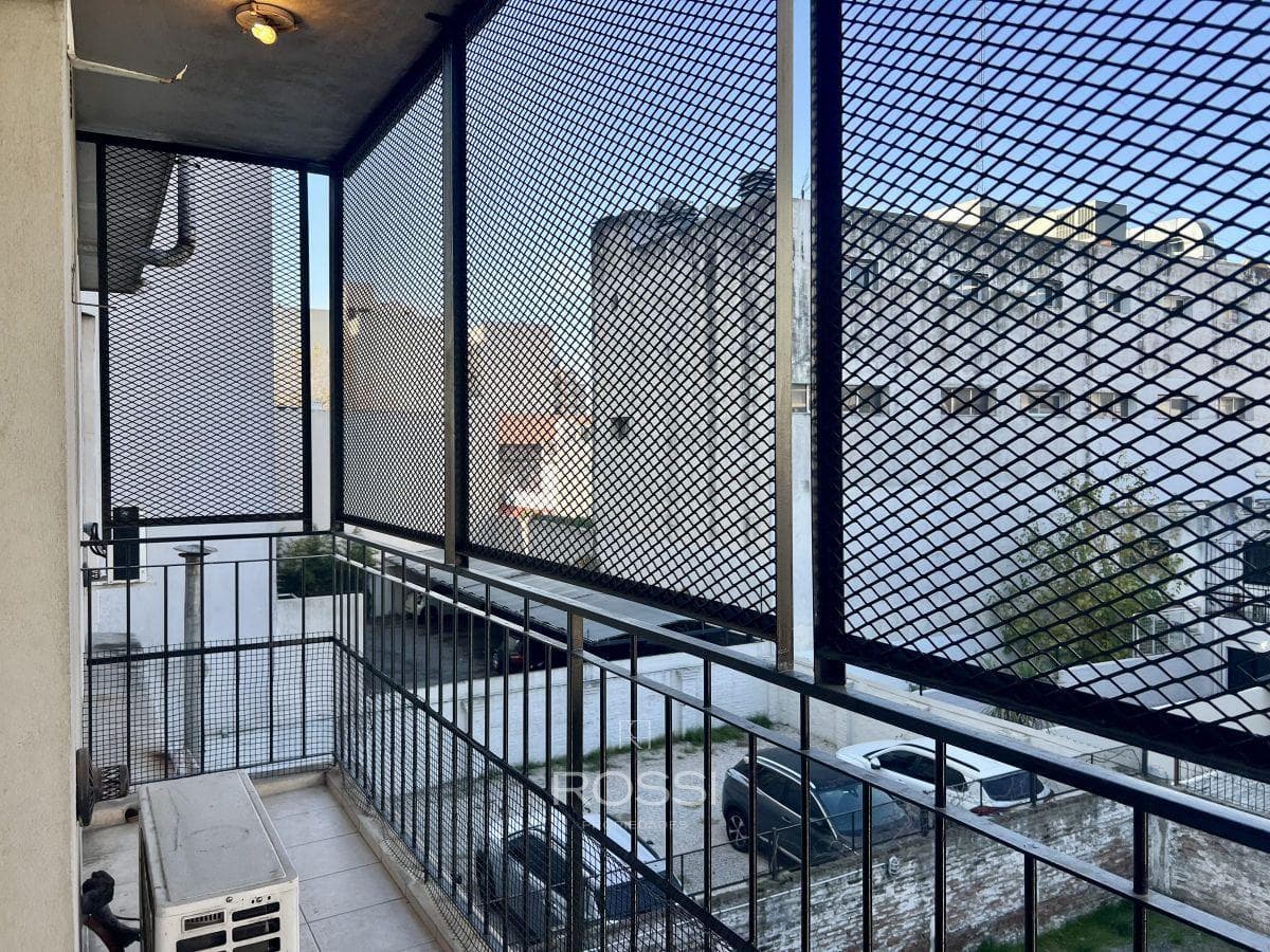 2-Room Apartment for Rent | Castelar Norte Downtown | Parking Space | Air Conditioning