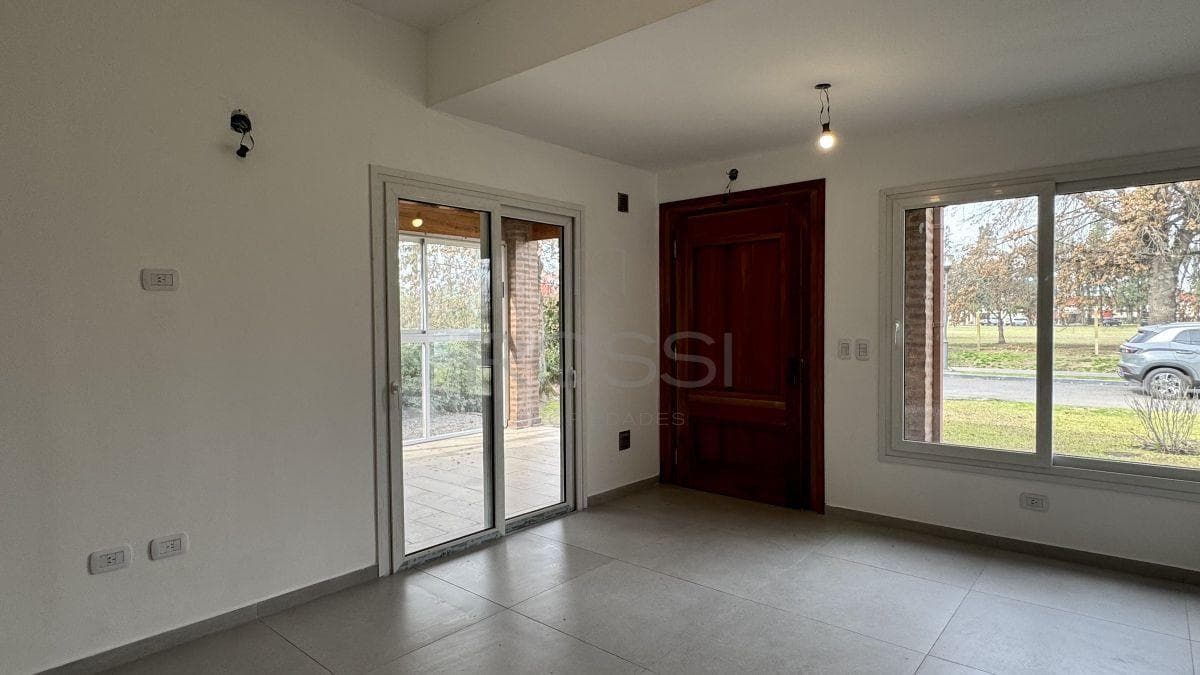 4-room house, fully renovated | Pool | Garage | Outdoor kitchen, grill - Banco Provincia Country Club