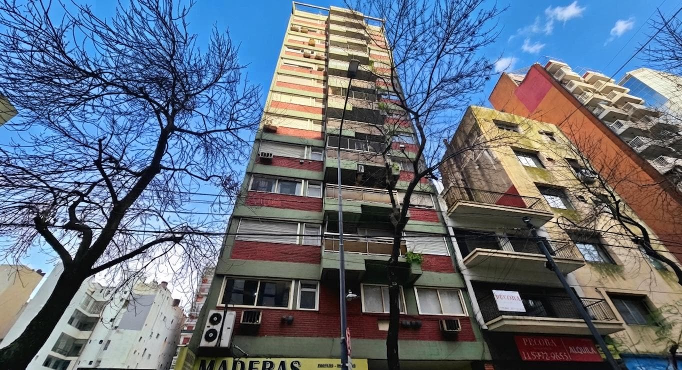 2-Room Apartment for Sale in Congreso, Buenos Aires; Eligible for Mortgage Financing