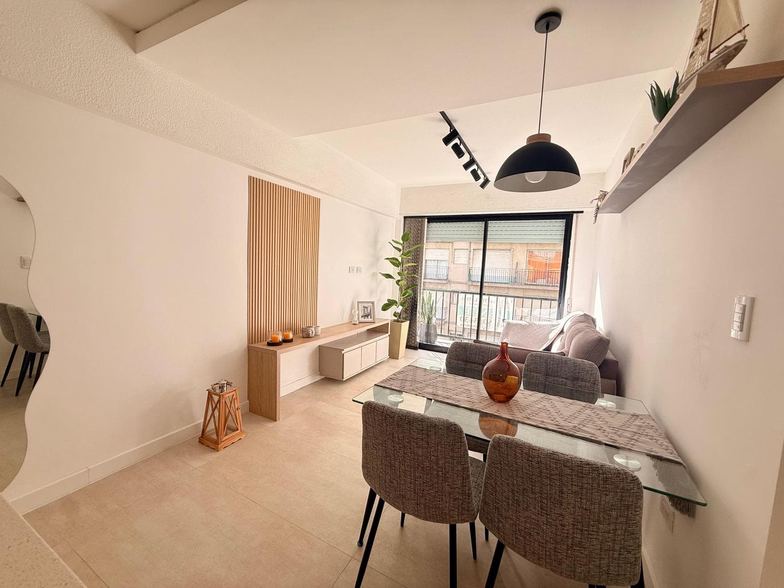 Excellent 3-Room Apartment Just a Few Meters from Plaza Colón
