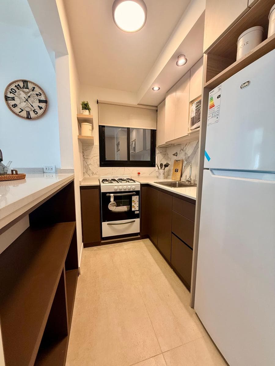 Excellent 3-Room Apartment Just a Few Meters from Plaza Colón
