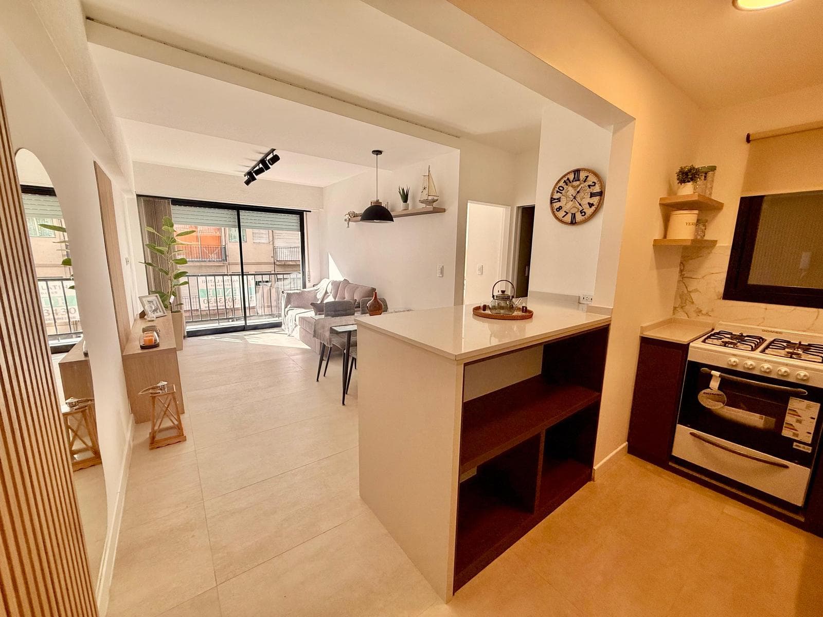Excellent 3-Room Apartment Just a Few Meters from Plaza Colón