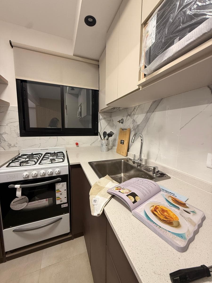 Excellent 3-Room Apartment Just a Few Meters from Plaza Colón