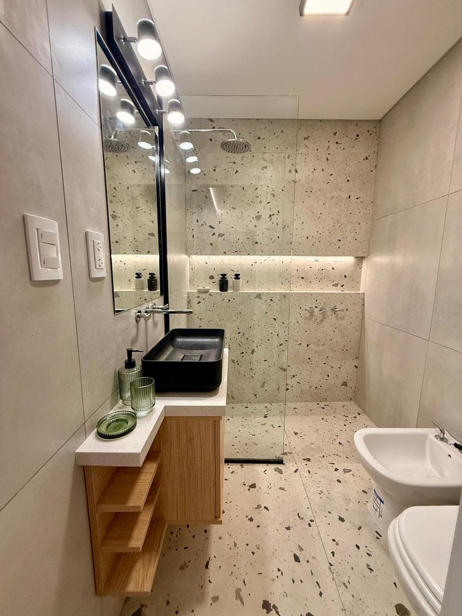 Excellent 3-Room Apartment Just a Few Meters from Plaza Colón