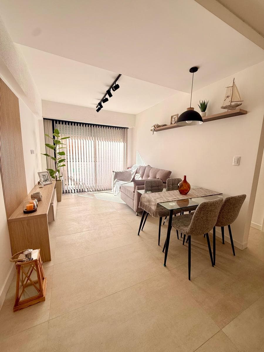 Excellent 3-Room Apartment Just a Few Meters from Plaza Colón