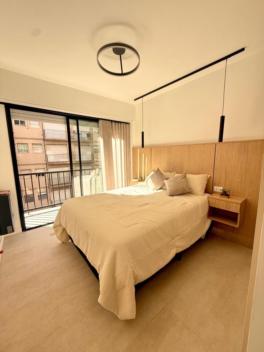 Excellent 3-Room Apartment Just a Few Meters from Plaza Colón