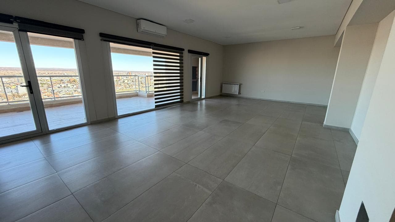 APARTMENT ON SAN JUAN BOULEVARD