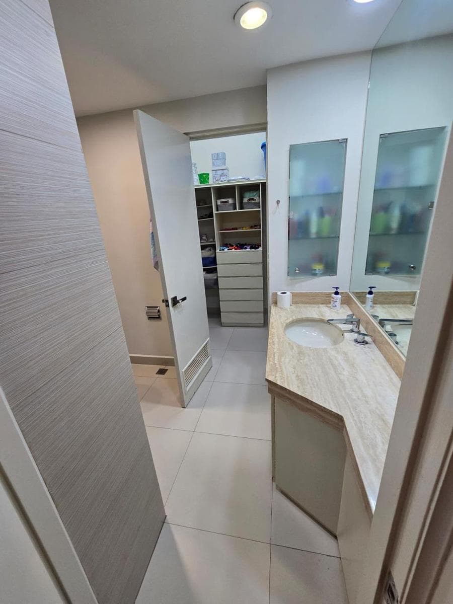HOUSE FOR RENT IN PALO BLANCO