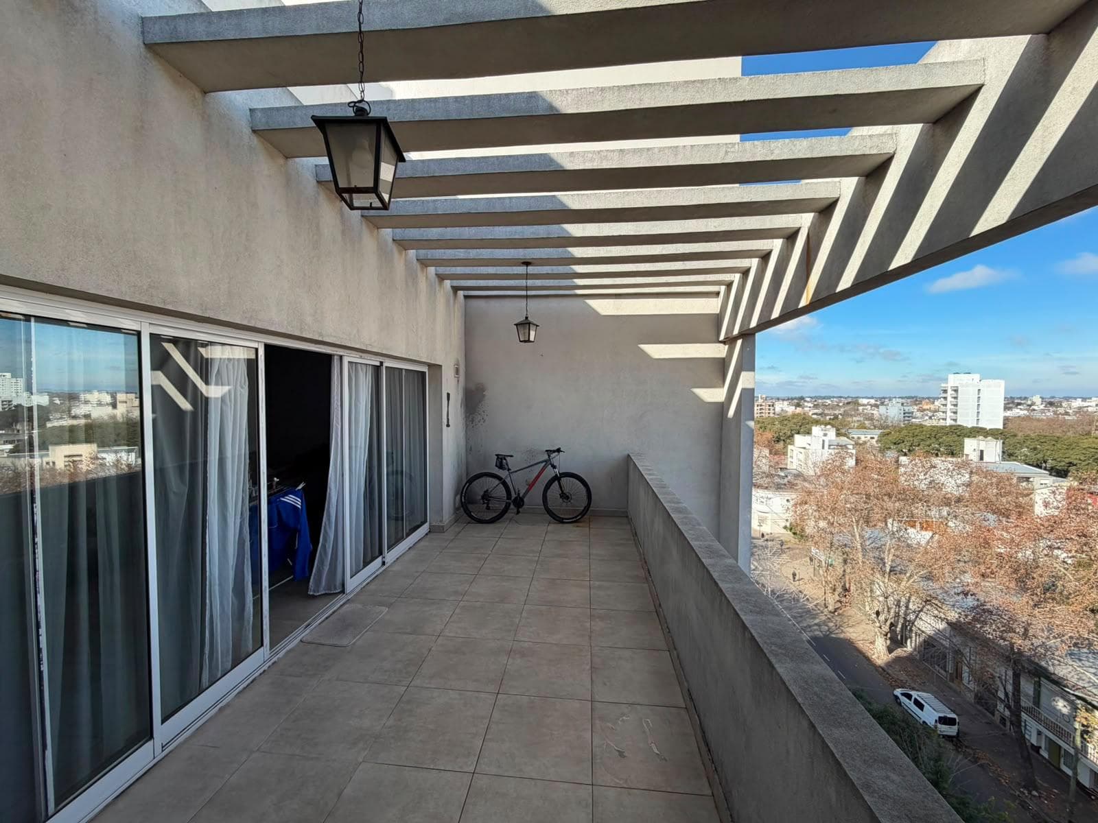 3-room apartment for sale with a garage in La Plata
