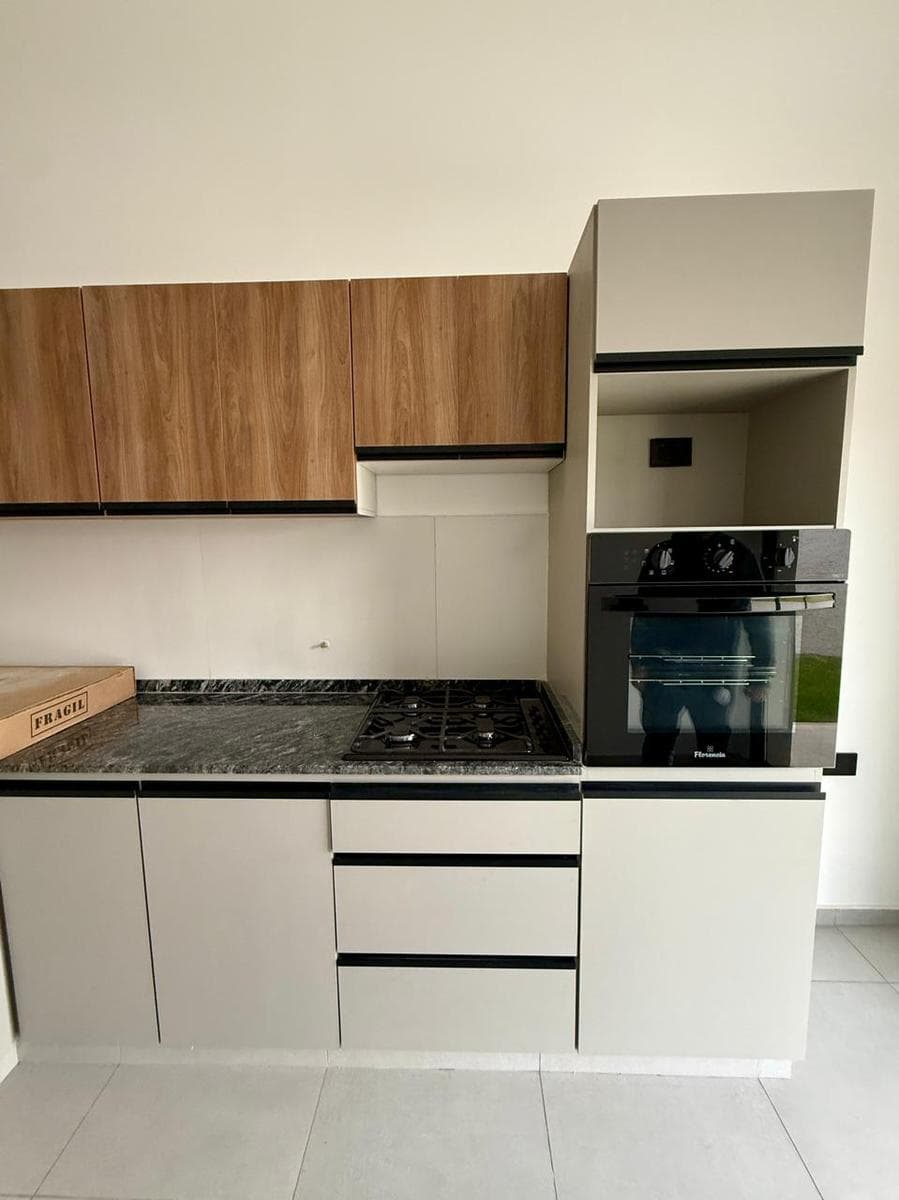 DOCTA BOULEVARD SINGLE-STORY DUPLEX 2 BEDROOMS