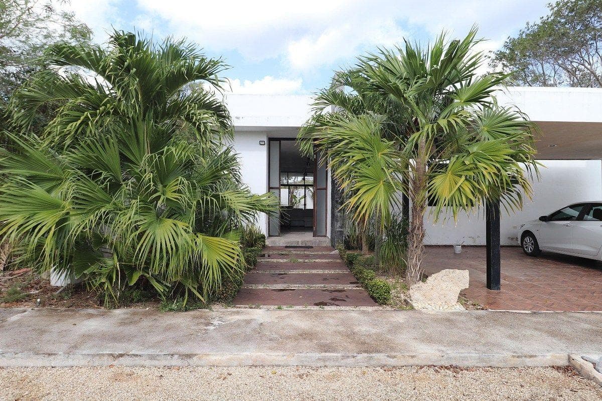 House on a Private Street in Conkal, Yucatán