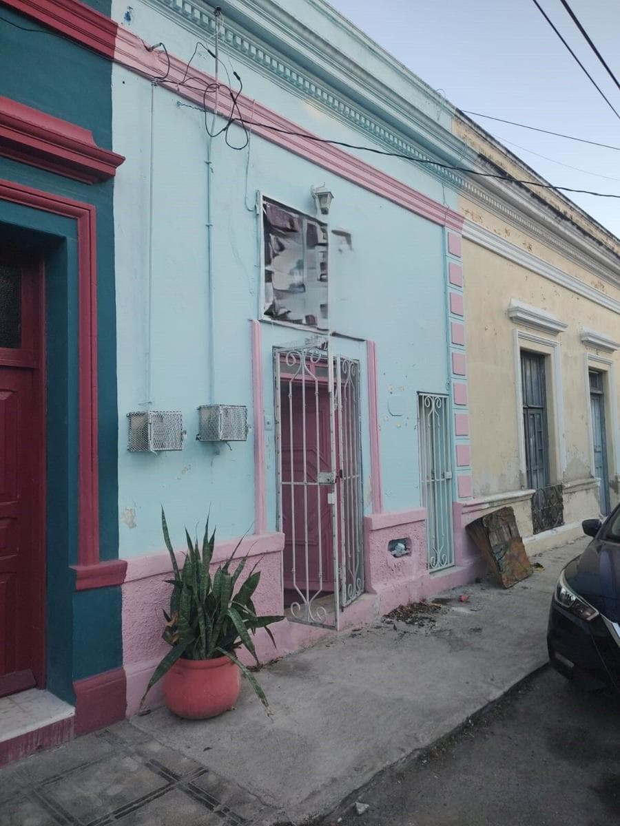 House to Renovate in the Historic District, Mérida