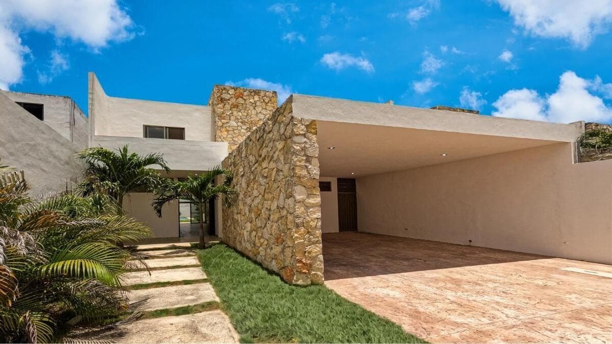 House in Conkal, Yucatán