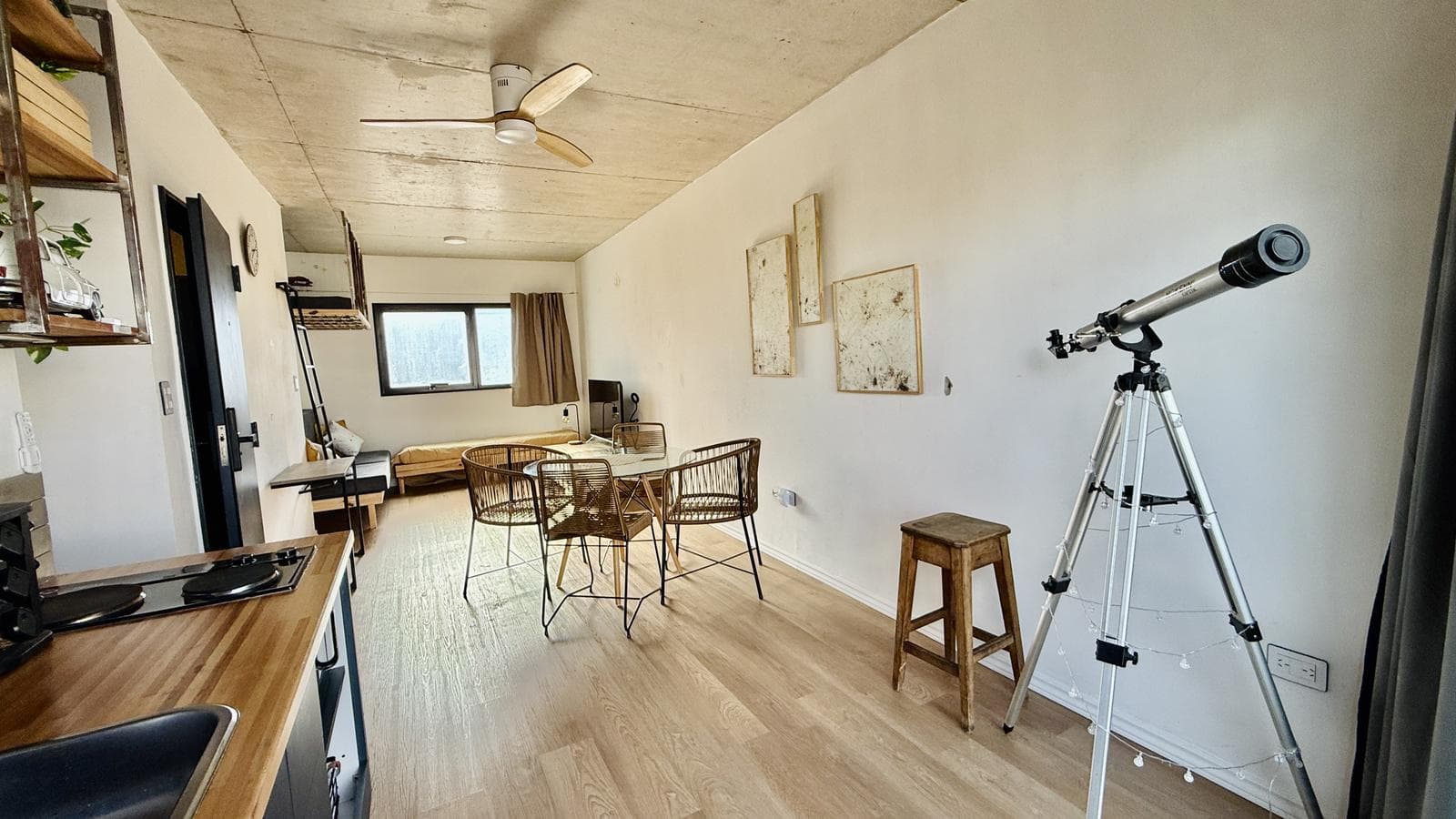 Apartment with a private terrace
