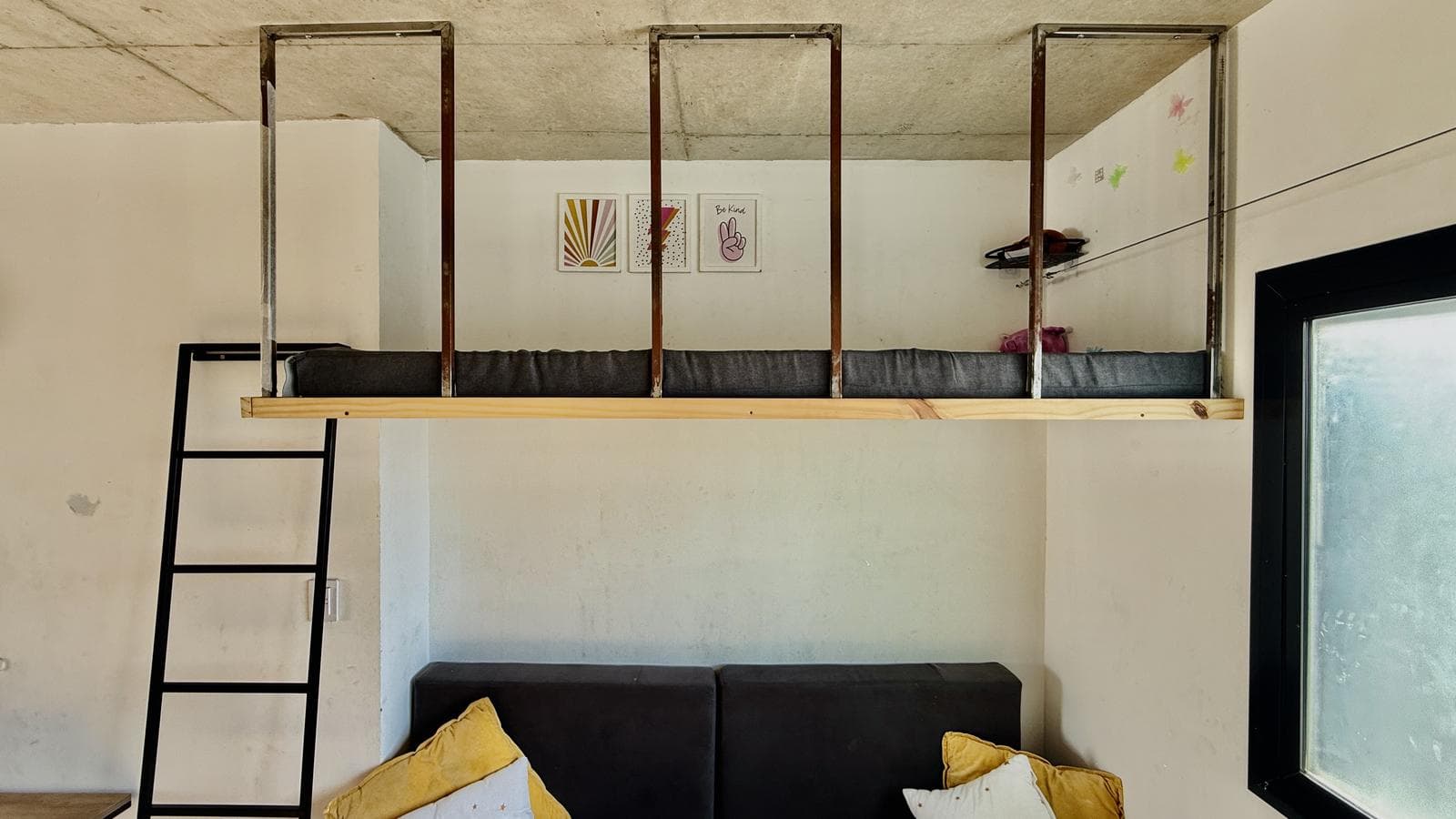 Apartment with a private terrace