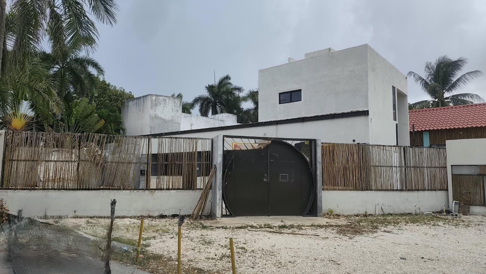 LAND FOR RENT FOR COMMERCIAL USE IN HUAYACAN