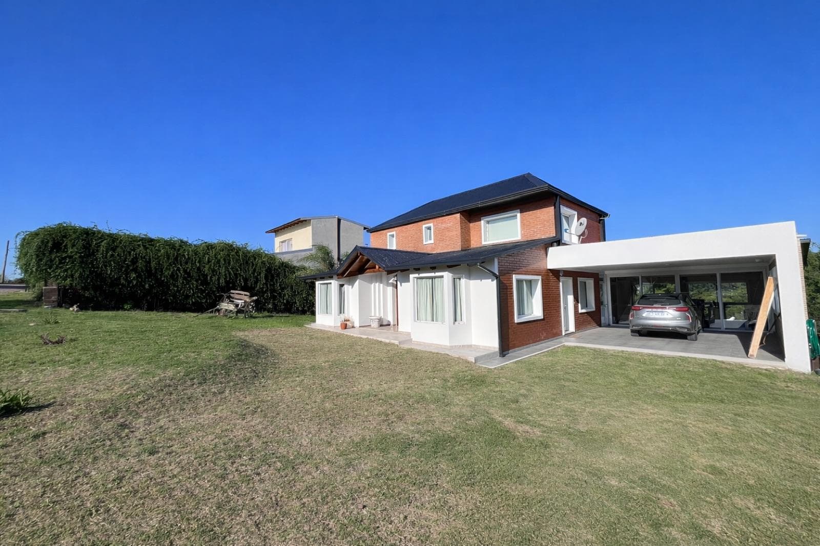 Casa en 4 hojas