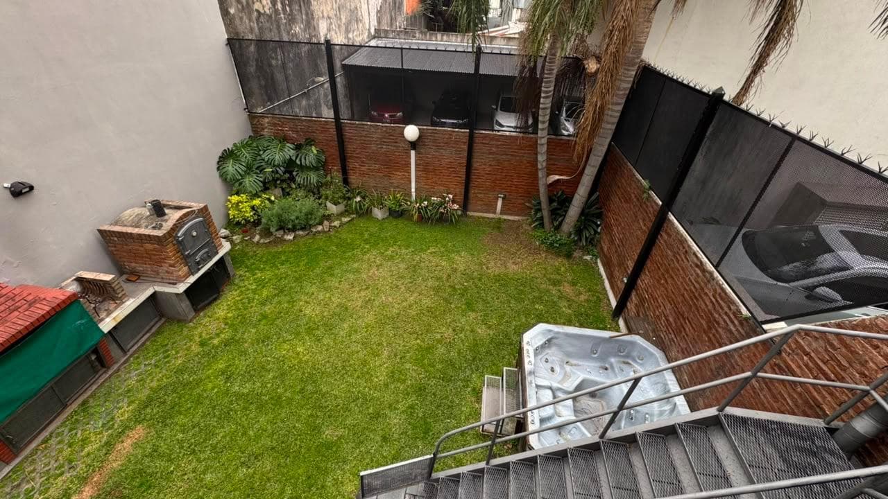 House in Lanús Este