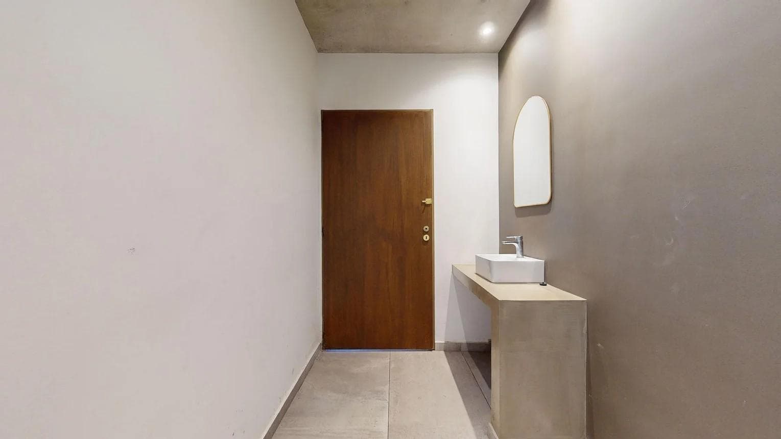 Apartment on Manuel B. Gonnet Street