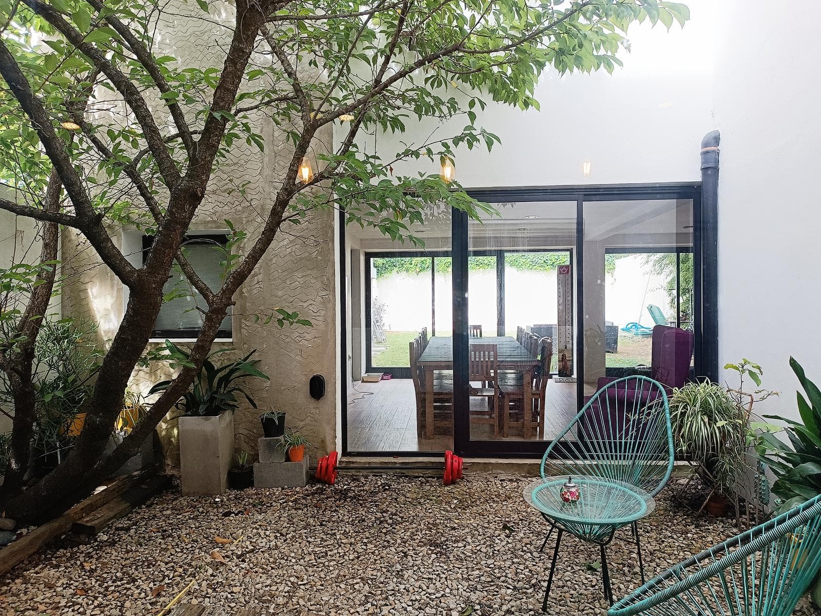 4-BEDROOM HOUSE FOR SALE IN LA PLATA + COMMERCIAL SPACE