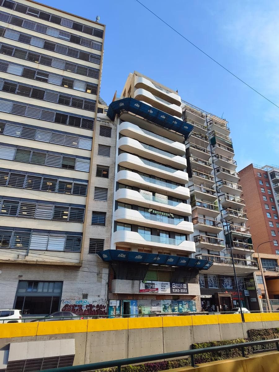 For Sale in Palermo: Brand-New 2-Room Apartment with Full Amenities