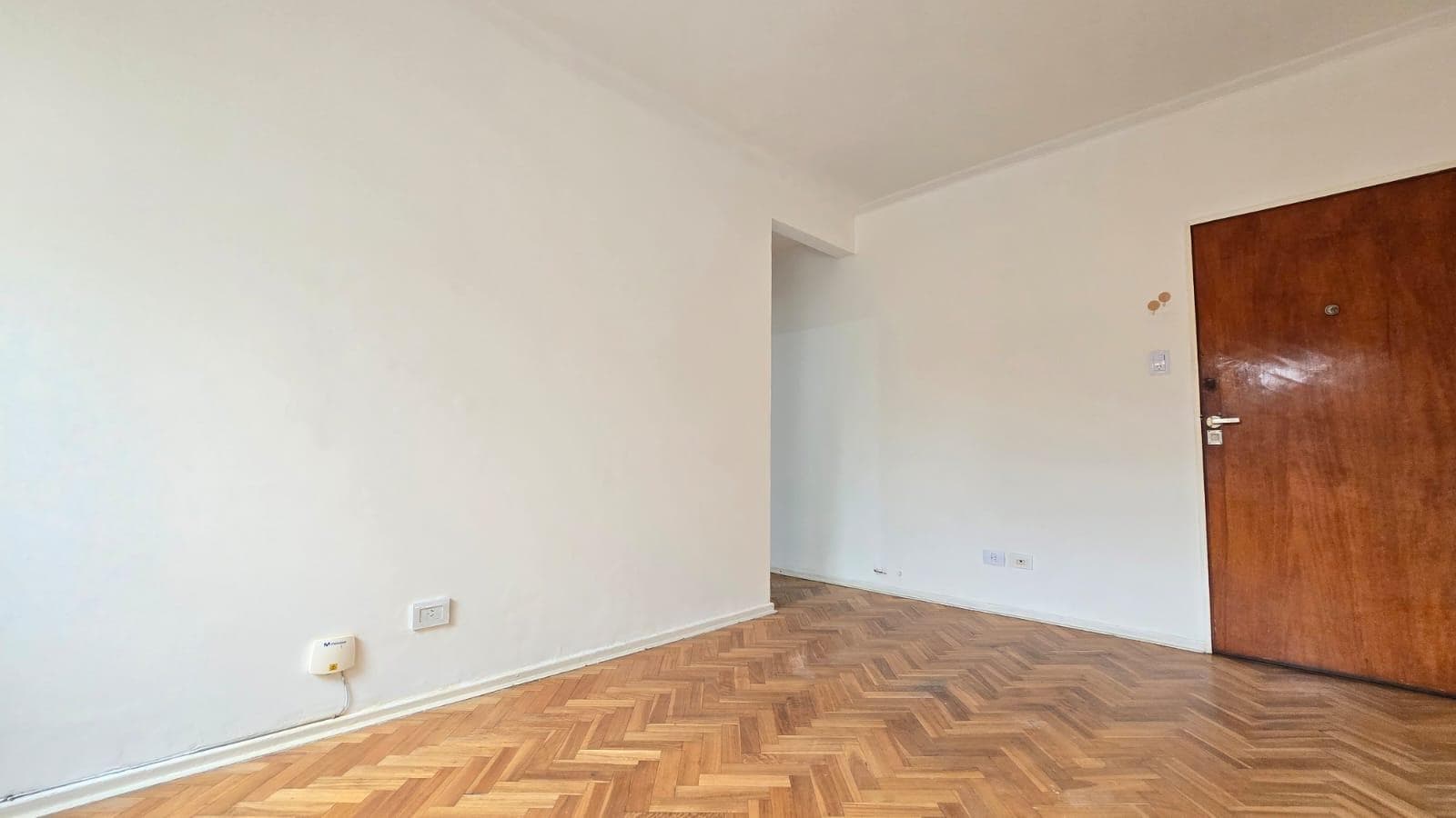 2-room apartment. Facing the courtyard. Villa Urquiza