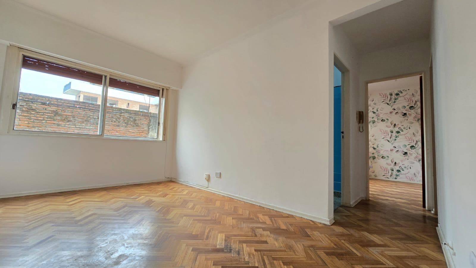 2-room apartment. Facing the courtyard. Villa Urquiza