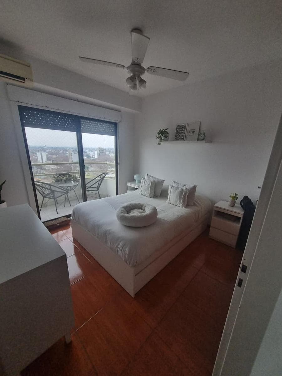 Spacious 2-room apartment in Downtown Quilmes