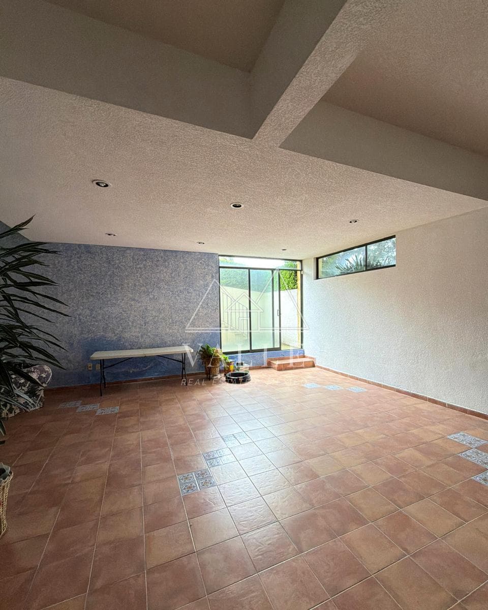 House in Sayavedra County