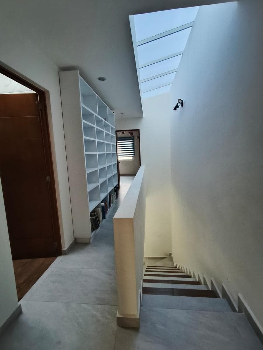 House for Rent in Pedregal de Shoestanth – A Balance Between Design and Tranquility