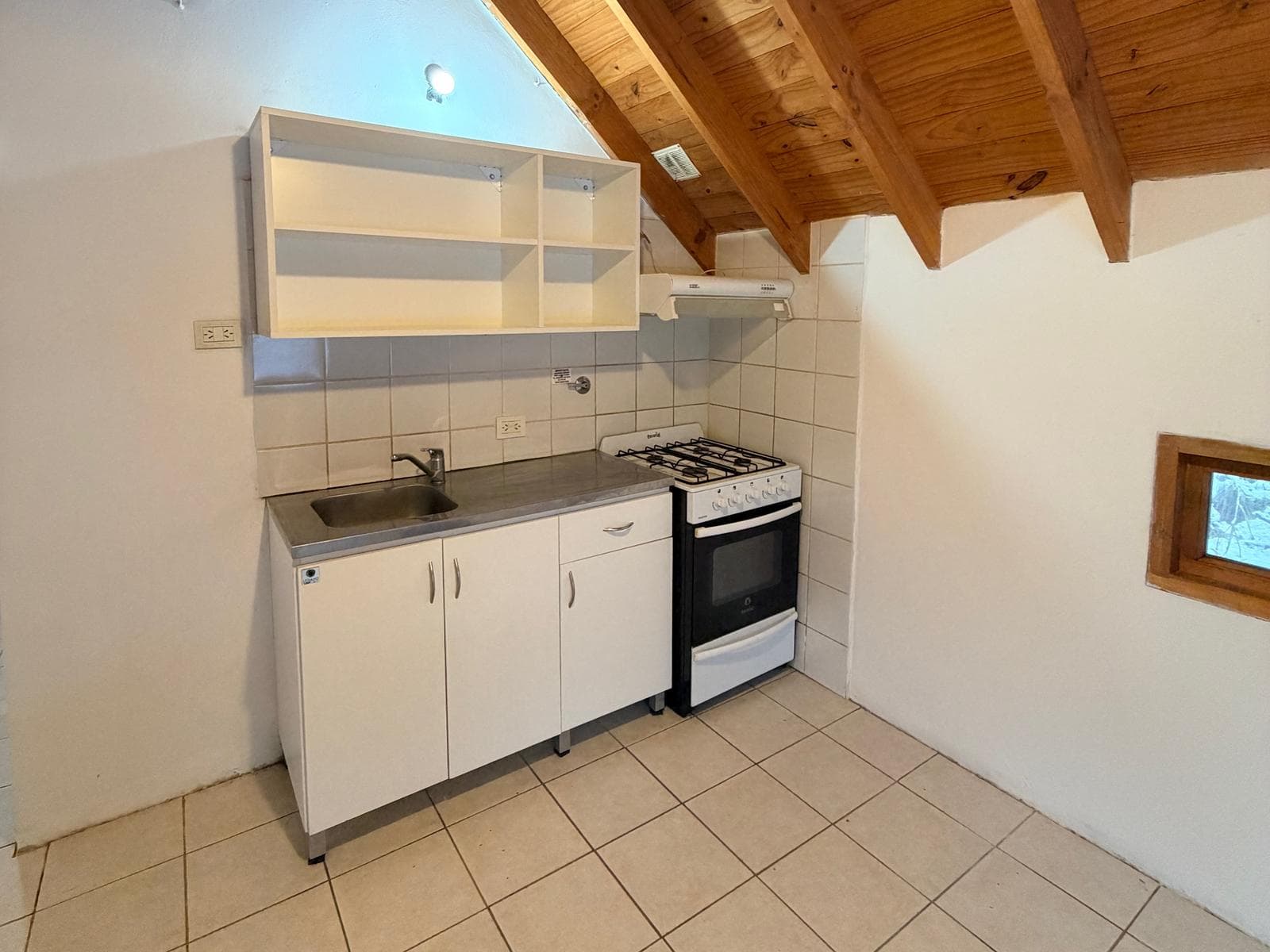 LONG-TERM RENTAL, House, 2 rooms, Peumayen.