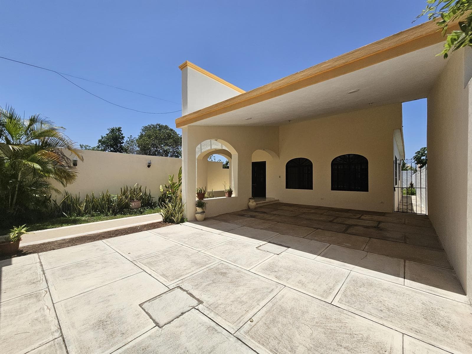 House in Nuevo Yucatán