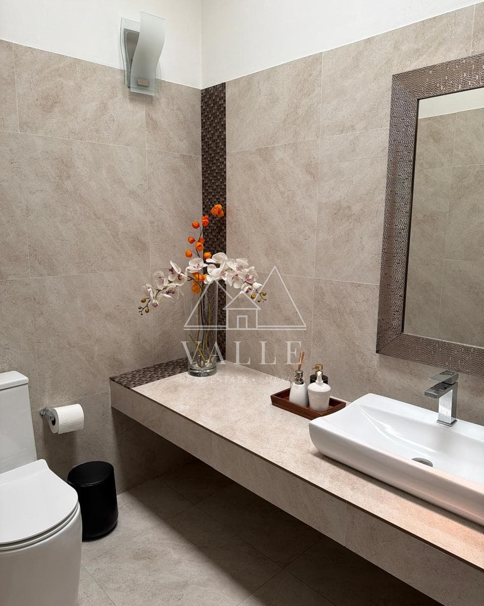 House for Sale at Vallescondido Golf Club