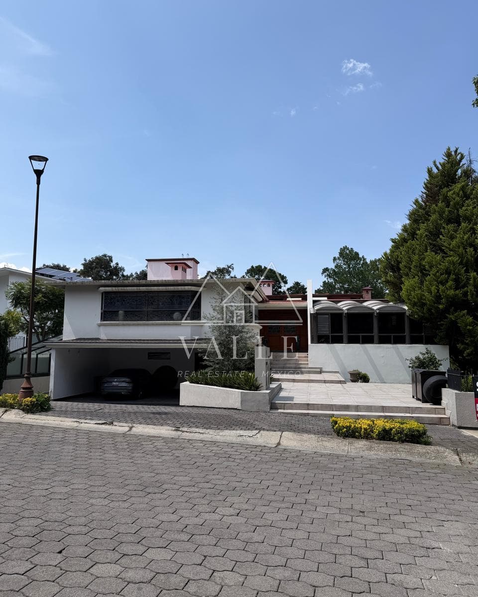 House for Sale at Vallescondido Golf Club