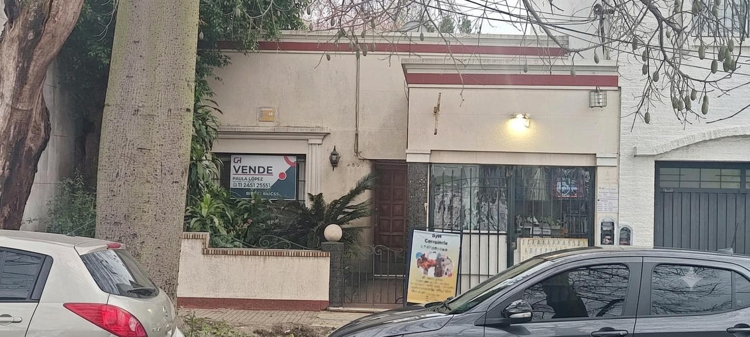 House/Lot in Villa Lynch, just a few meters from Gral. Paz—Ideal for a warehouse, storage facility, or logistics operations