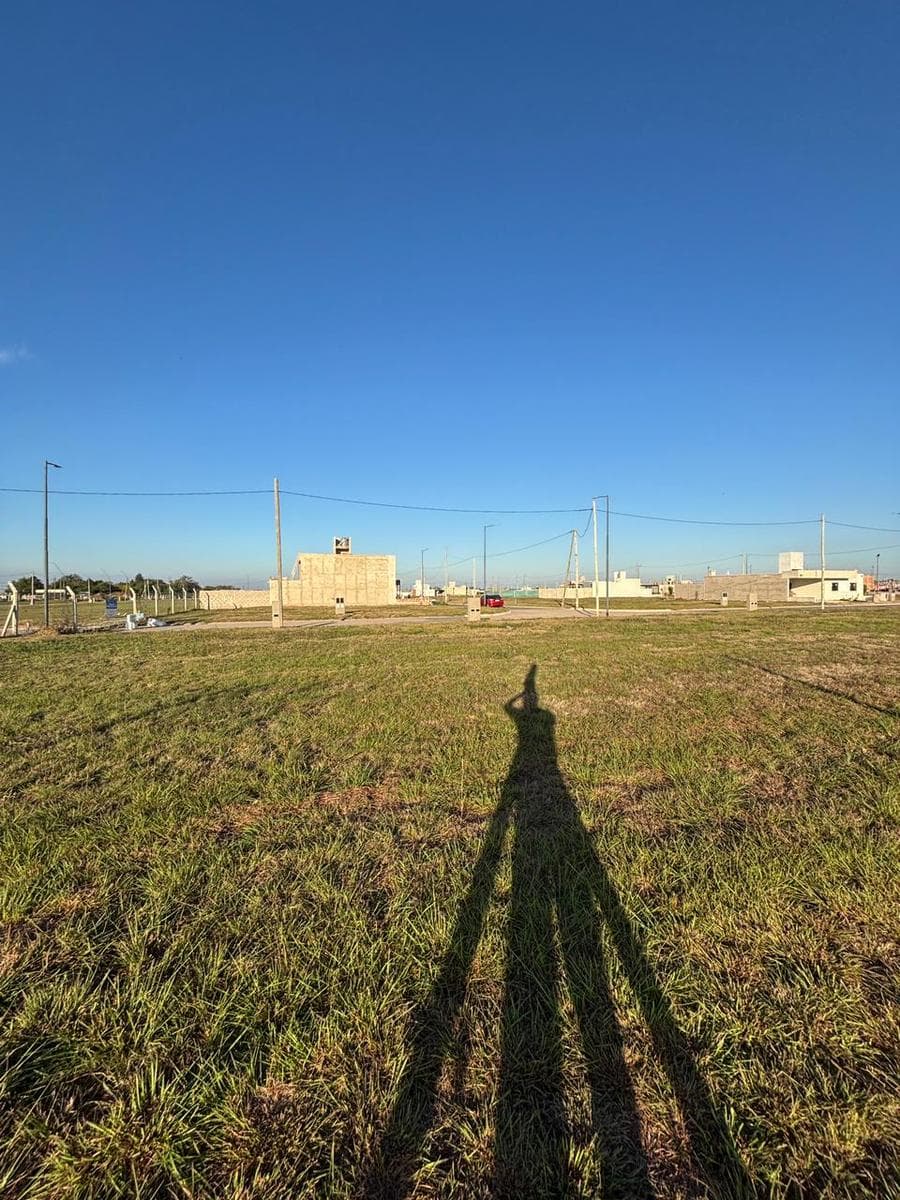 LAND FOR SALE IN CUESTAS DE MANANTIALES