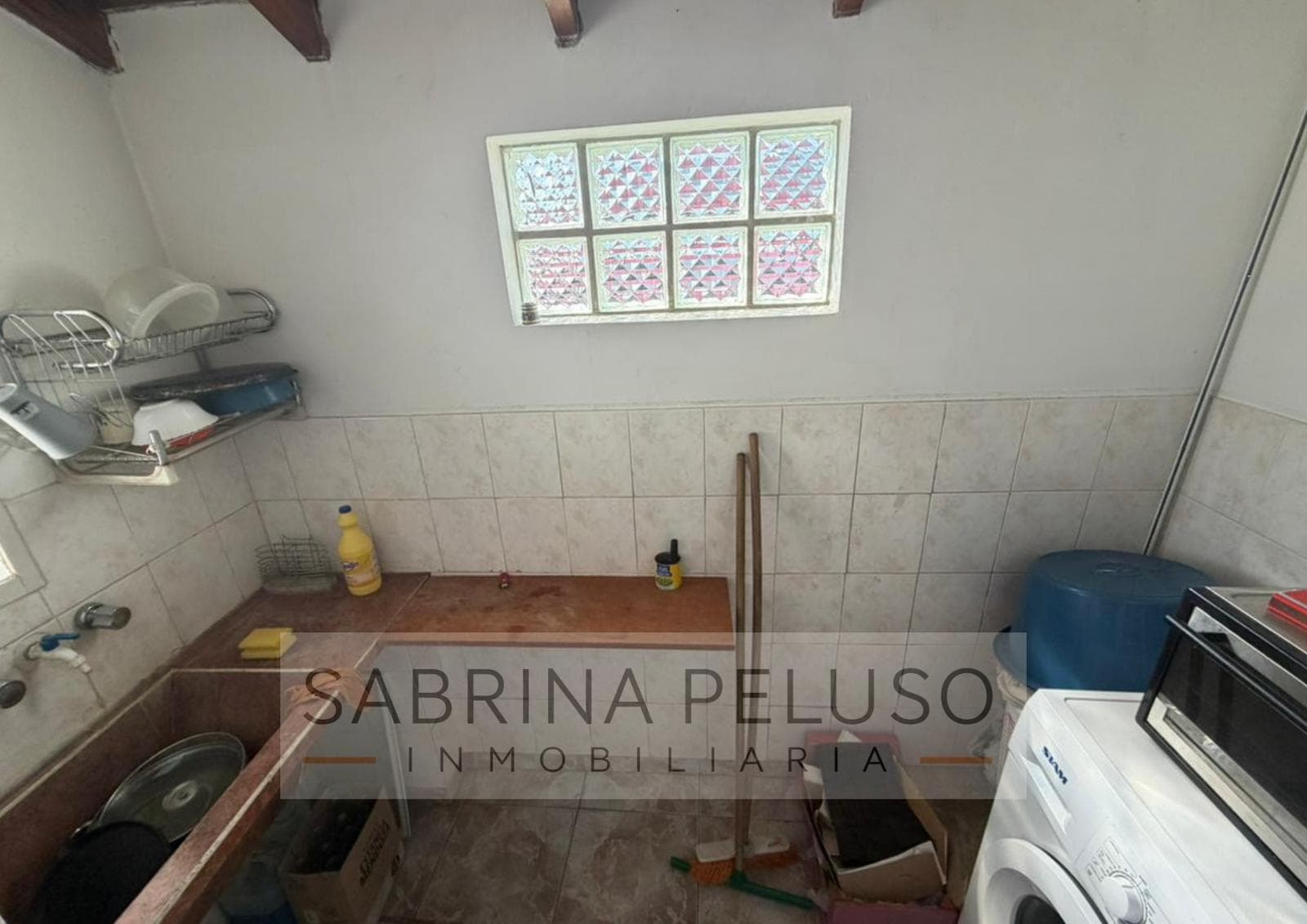 RENTAL: 3-Room House in North Merlo