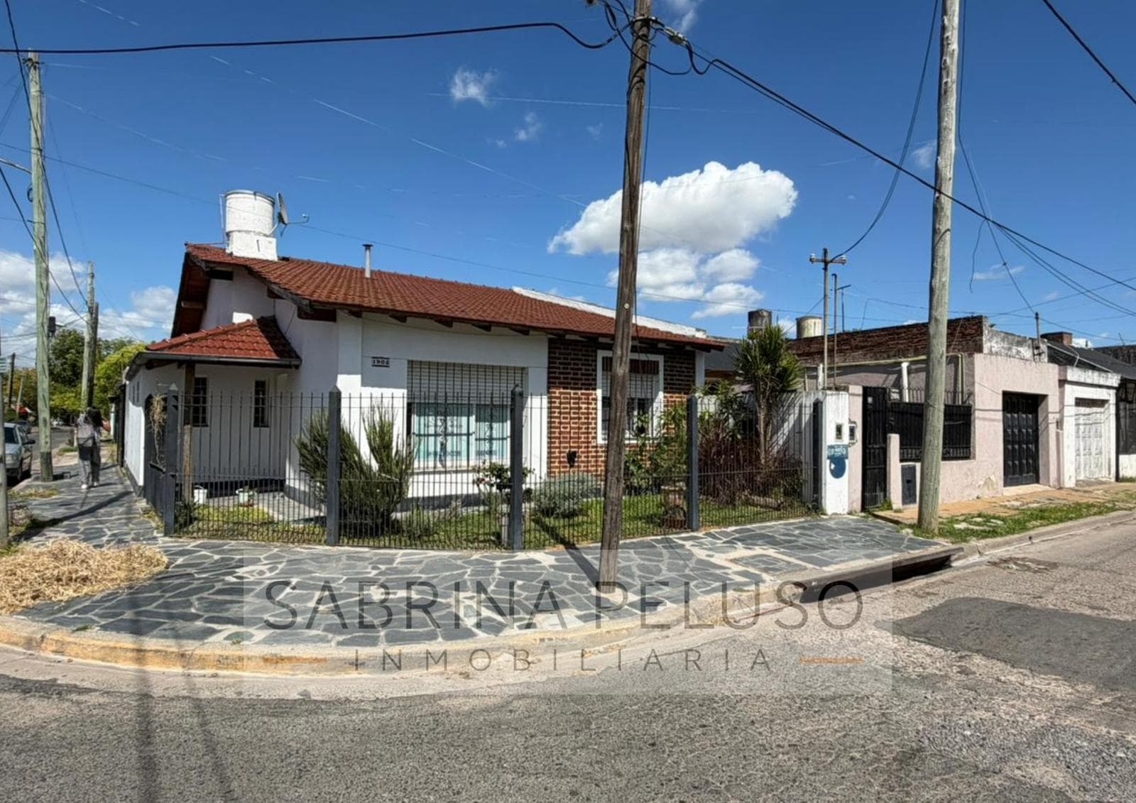 RENTAL: 3-Room House in North Merlo