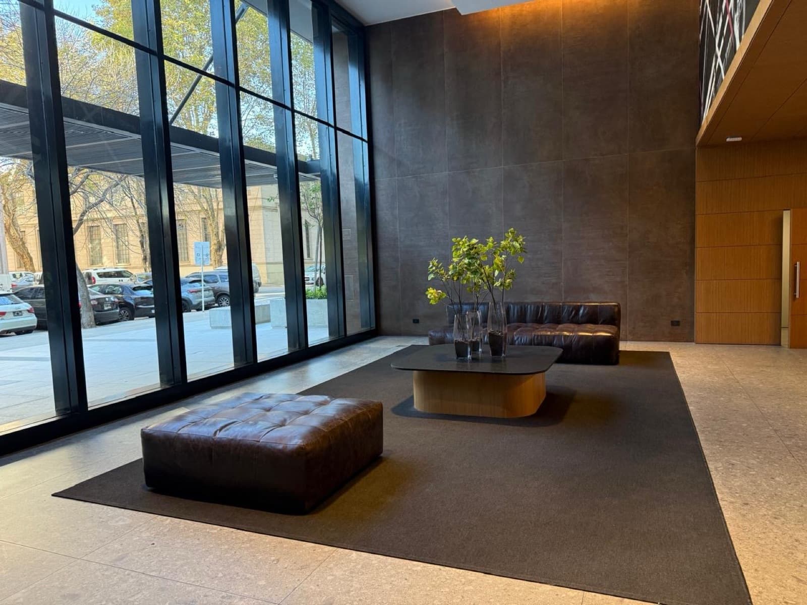 Apartment for sale in Puerto Madero: brand-new 3-room unit with a parking space and an unobstructed view of the dock