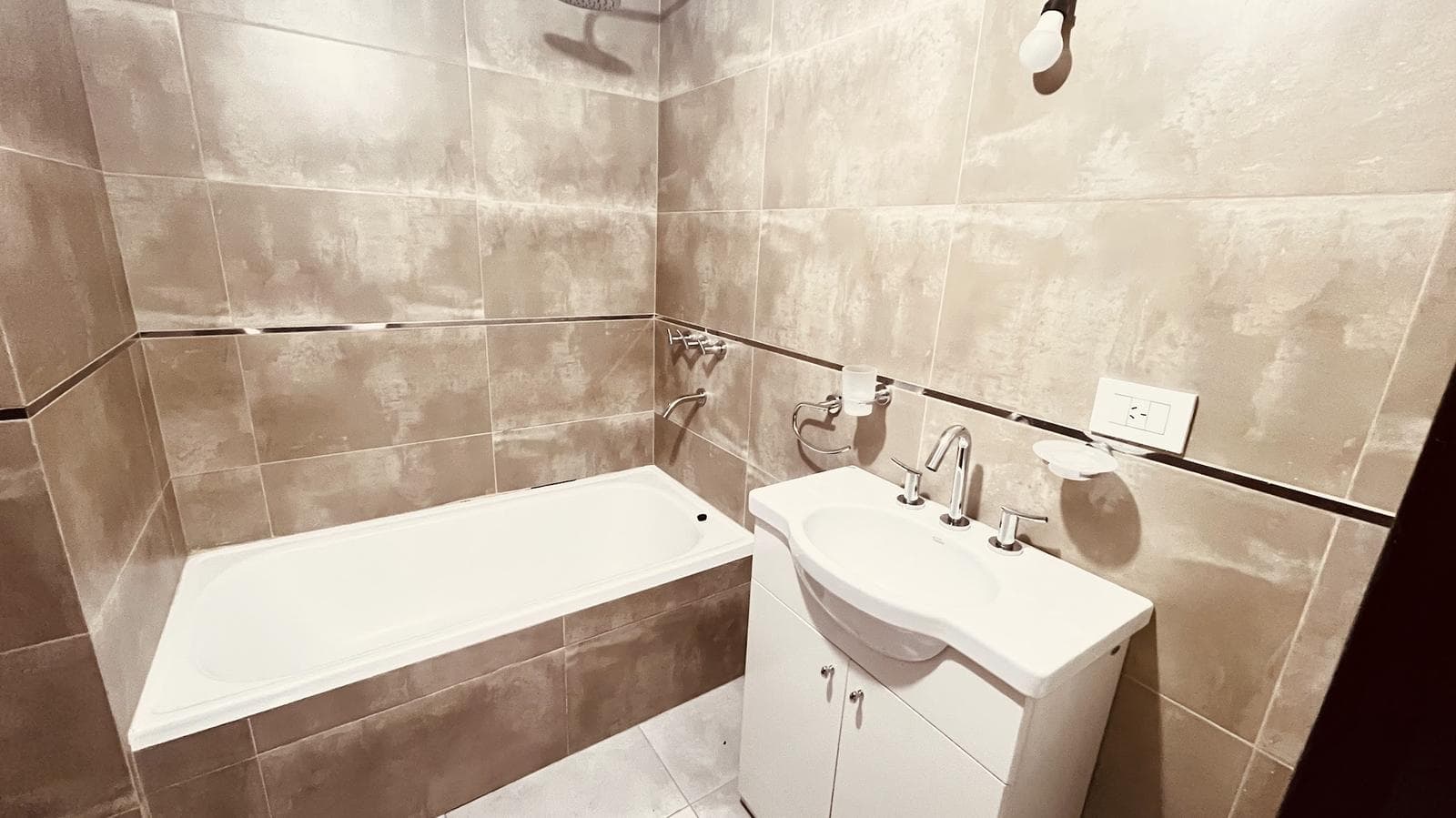LONG-TERM RENTAL, Apartment, 4 rooms, Lomas del Correntoso.