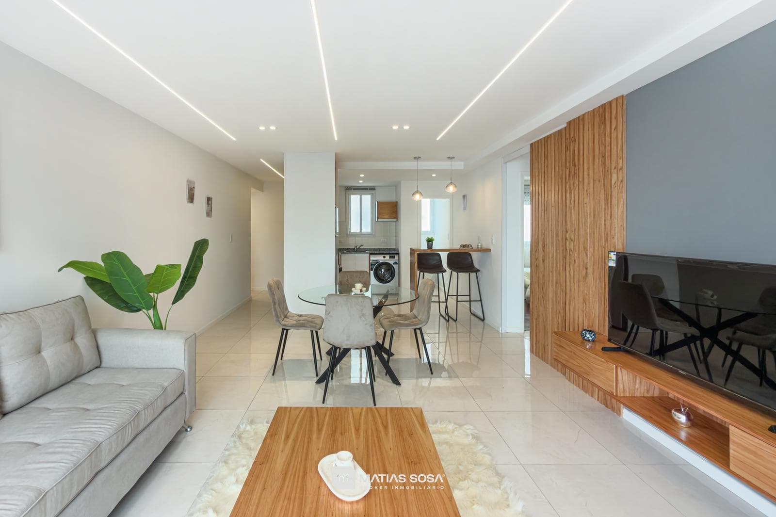 For Sale - 3-room apartment - Renovated - Furnished - Downtown
