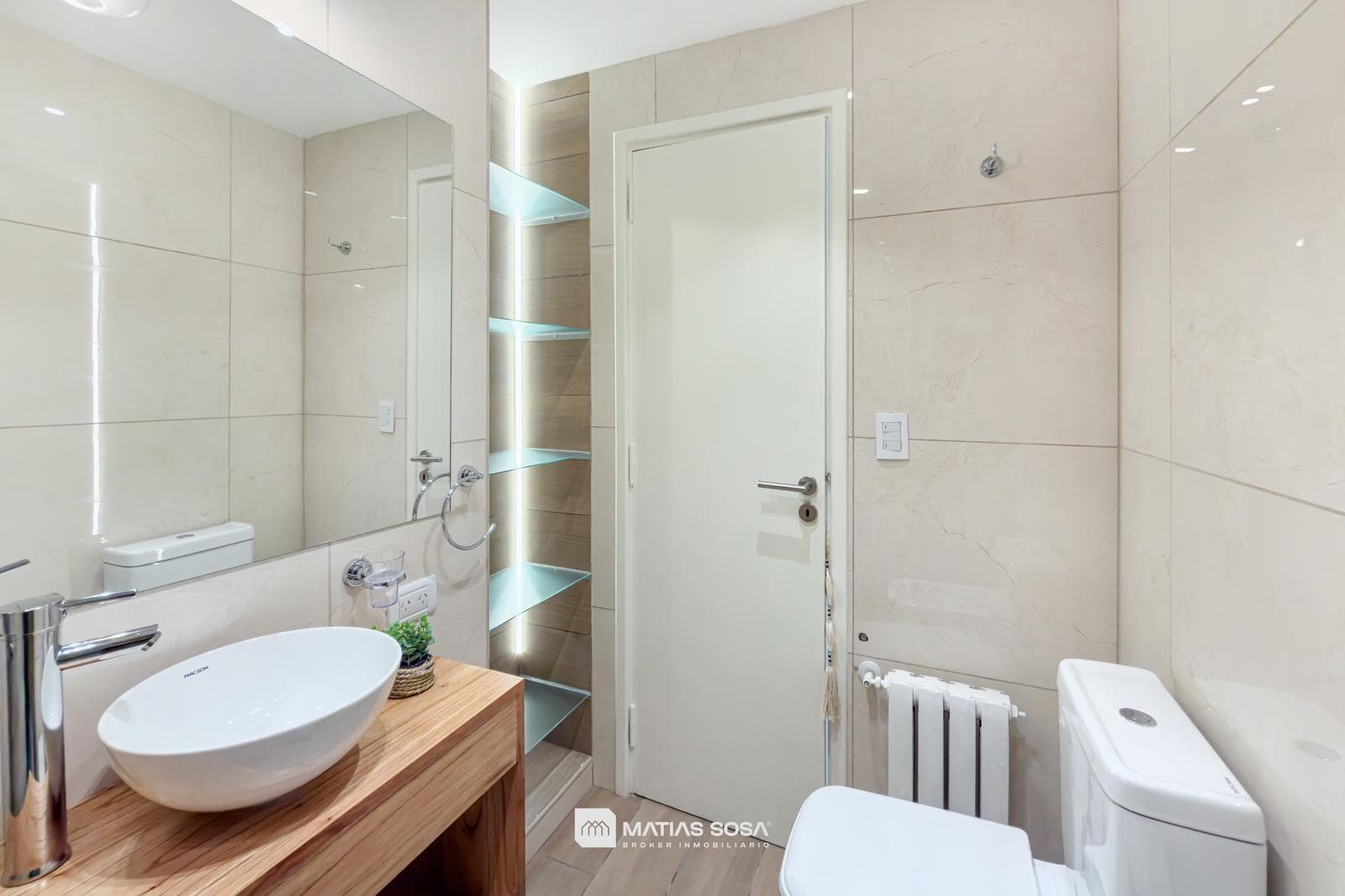 For Sale - 3-room apartment - Renovated - Furnished - Downtown