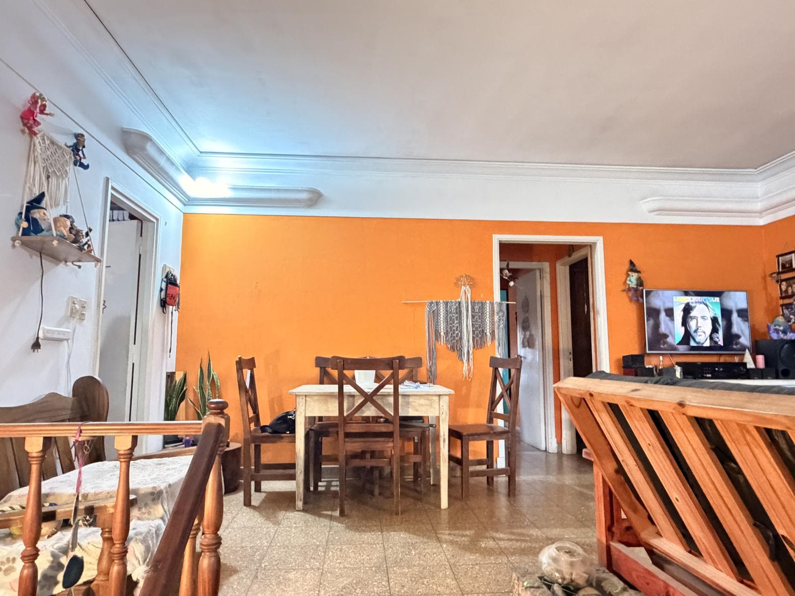 Two houses on one lot, 5 bedrooms, garage, workshop, historic district of General Pacheco.