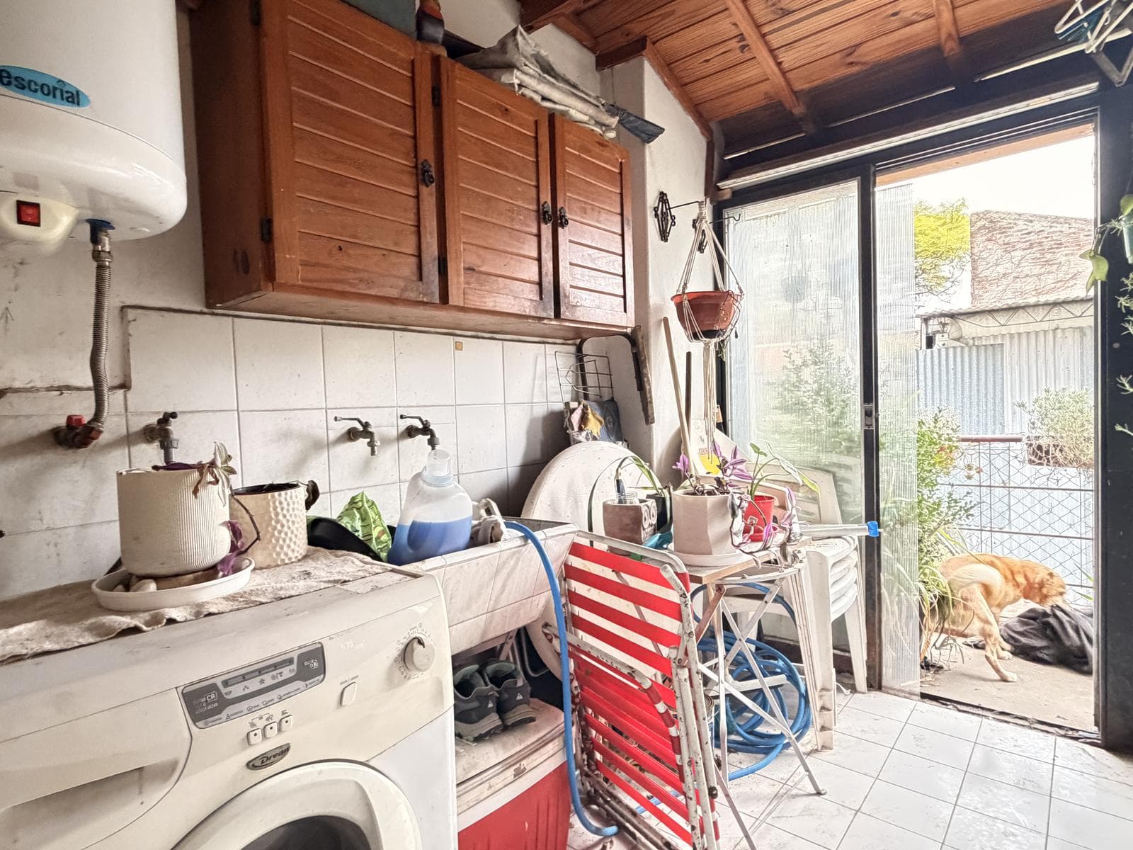 Two houses on one lot, 5 bedrooms, garage, workshop, historic district of General Pacheco.