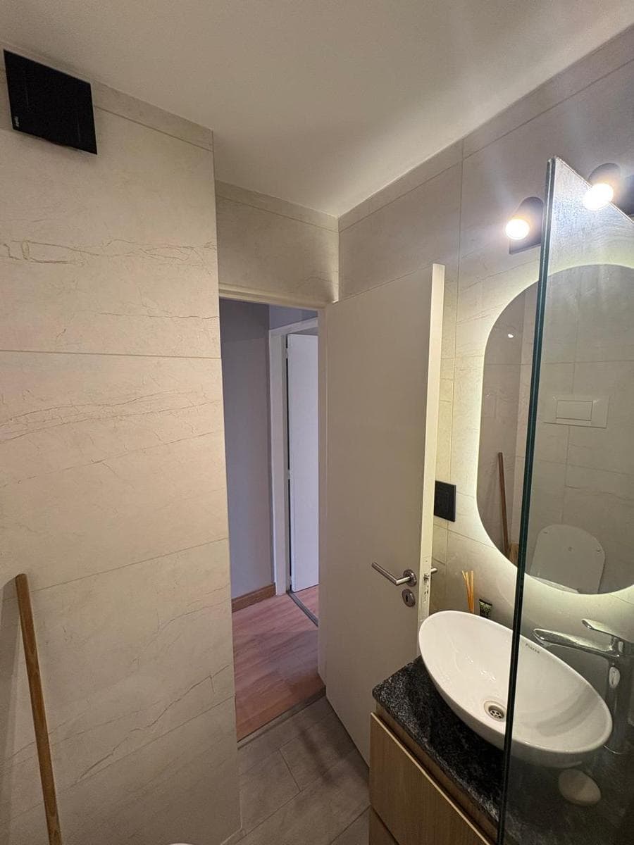 1-BEDROOM APARTMENT FOR SALE, COMPLETELY RENOVATED, IN THE DOWNTOWN AREA