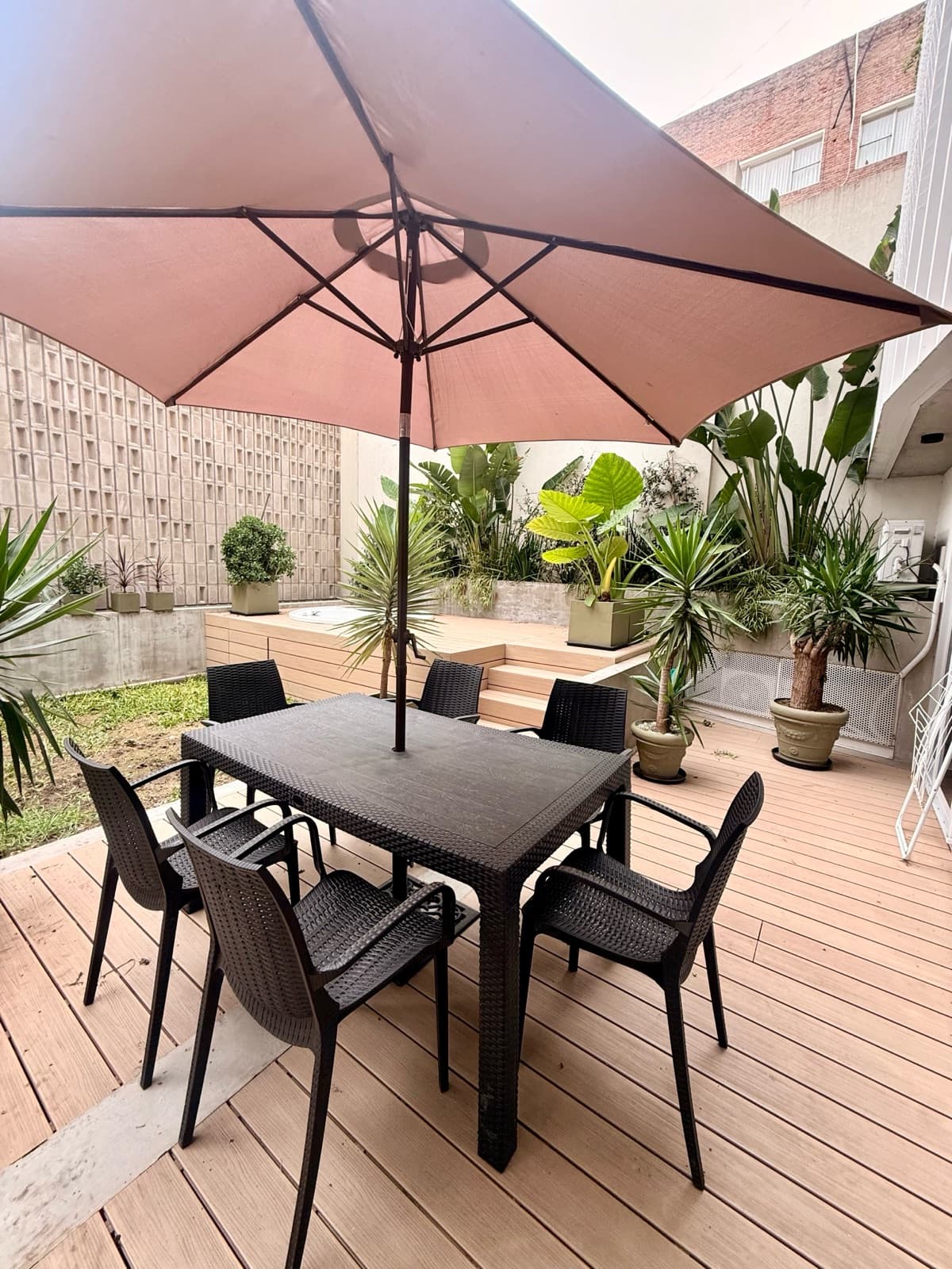 TWO BEDROOMS / MODERN DESIGN / BACKYARD WITH GRILL AND HOT TUB; ASK ABOUT GARAGE AVAILABILITY